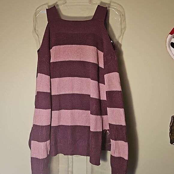 Its Our Time Womens Small Purple Striped Cold Shoulder Sweater Cozy Small Snag - Picture 3 of 7